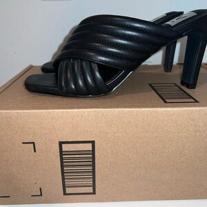 Brand new size 8 Dv Dolce Vita Heels